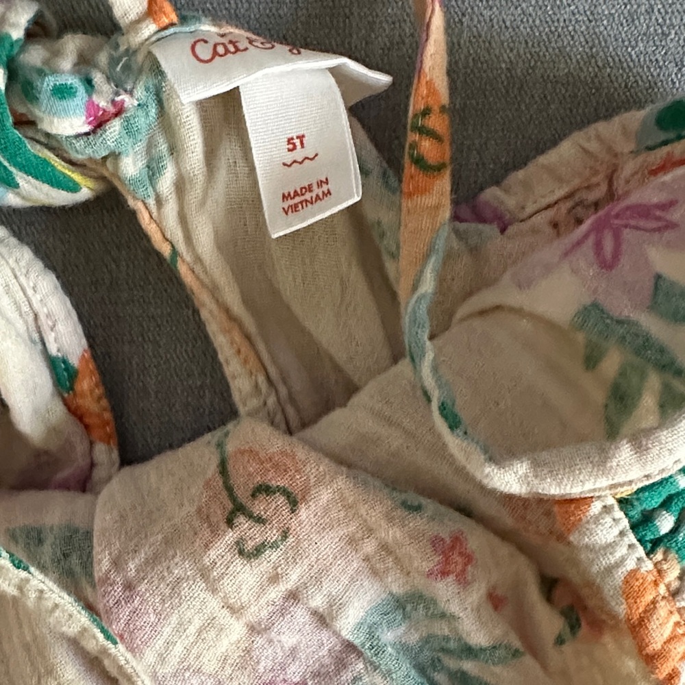 Cat and Jack 5T floral dress - Picture 4 of 7